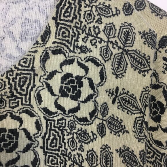 Grace Black and Tan Printed Short Sleeve Button Down Grandma Core Knit Top (L) - Picture 4 of 16
